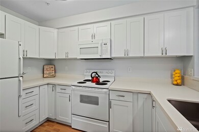 18505 SE Newport Way unit A102, Issaquah, WA 98027 - photo 4