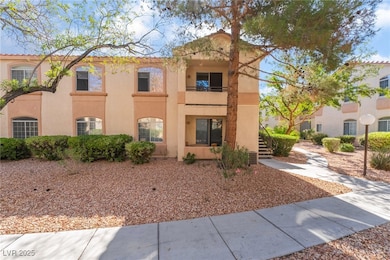 Mediterranean / spanish-style house featuring stuc
