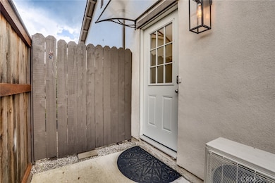 14584 Highcrest Cir, Irvine, CA 92604 - photo 3