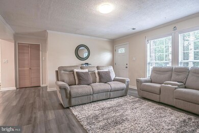 3903 Oakdale Cir, Triangle, VA 22172 - photo 7