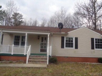 25054 Oxford Rd, Ruther Glen, VA 22546 - photo 3