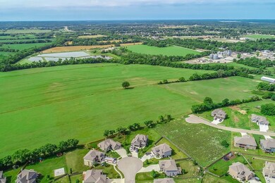 21072 Cooper St, Spring Hill, KS 66083 - photo 3