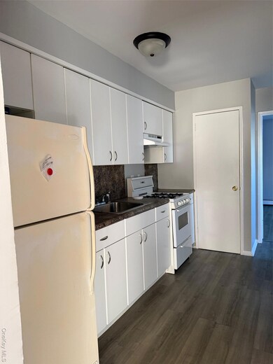 unlisted-address, Long Beach, NY 11561 - photo 3