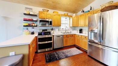 Dahmwood-By-The-Sea-Kitchen(1)