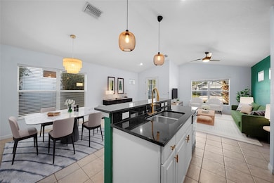 6511 Pine Breeze Run, Sarasota, FL 34243 - photo 6