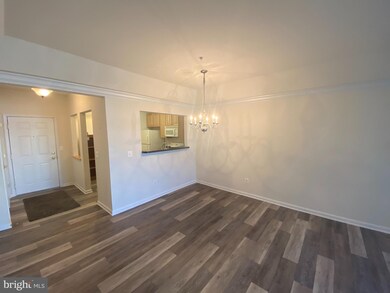 8615 Fluttering Leaf Trail unit 208, Odenton, MD 21113 - photo 6