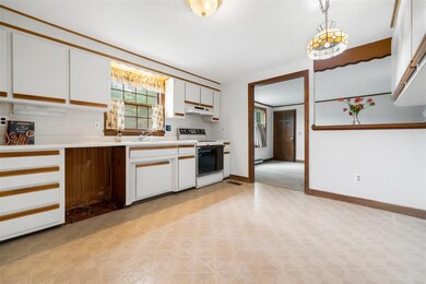 78 Beauview Ave, Nashua, NH 03064 - photo 2