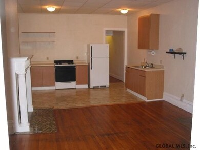 702 Madison Ave, Albany, NY 12208 - photo 6