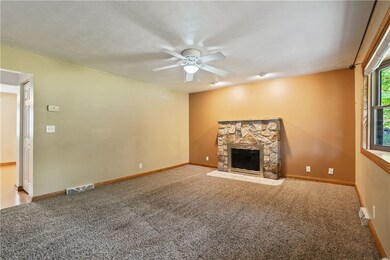 LIVING ROOM~