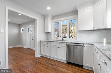 4920 Shepard St, Brookhaven, PA 19015 - photo 6