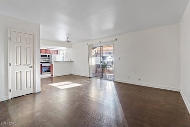 5200 Indian River Dr unit 301, Las Vegas, NV 89103 - photo 5