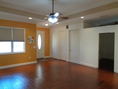 Familuy Room