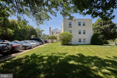 2237 Farrington Ave unit 304, Alexandria, VA 22303 - photo 3