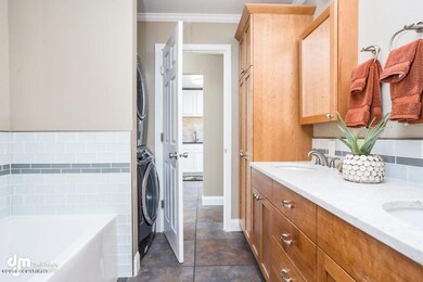 4909 Mills Dr, Anchorage, AK 99508 - photo 7