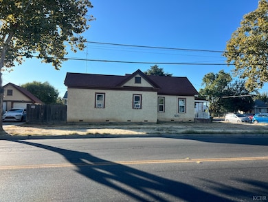 1022 4th St, Los Banos, CA 93635 - photo 3