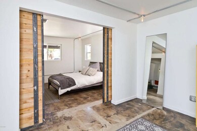 1120 E Almeria Rd, Phoenix, AZ 85006 - photo 3