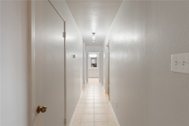 1213 Palm Ave, Kingsville, TX 78363 - photo 4