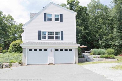 6 Mankill Brook Rd, Plaistow, NH 03865 - photo 2