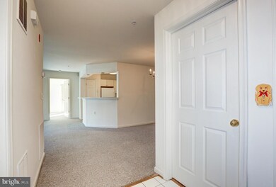 13100 Millhaven Place unit I, Germantown, MD 20874 - photo 4
