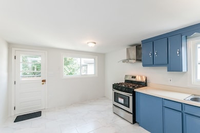 988 Morton St unit 2, Mattapan, MA 02126 - photo 3