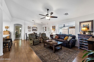 007__11010 E Keats Ave
