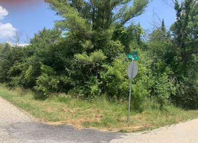 35635 Adelphi St, Waukegan, IL 60085 - photo 2