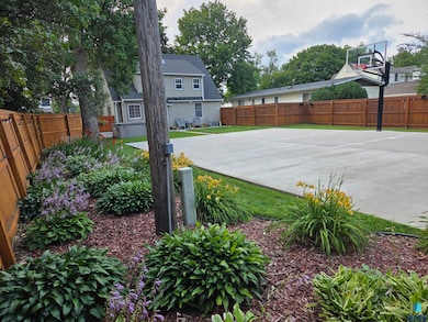 617 S Hiawatha Ave, Pipestone, MN 56164 - photo 4