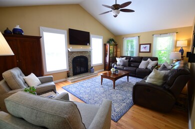 22 Valley Hill Rd, Pelham, NH 03076 - photo 7