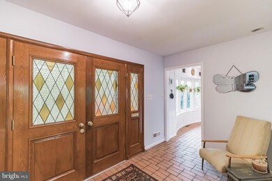 1200 Gatewood Dr, Alexandria, VA 22307 - photo 4