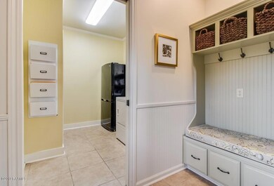 image-207 Camberly Cir-141551236953
