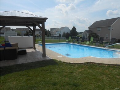 7506 Scenic View Dr, Macungie, PA 18062 - photo 5