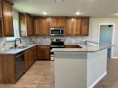 675 Elm Tree Ct, Poolville, TX 76487 - photo 5