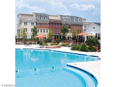 Pool - Walk to the community resort-style swimming