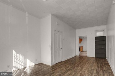 913 Robeson St, Reading, PA 19604 - photo 6