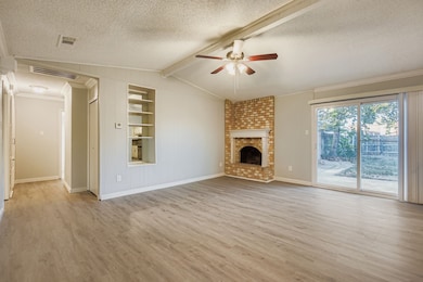 1917 Aspen Ln, Garland, TX 75044 - photo 4