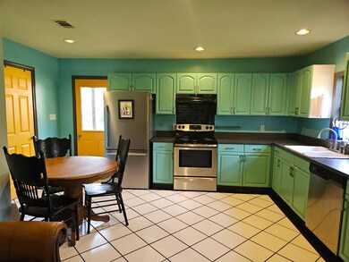 400 Seven Oaks Rd, Defuniak Springs, FL 32433 - photo 4