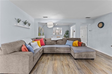 3909 Wyckoff Dr, Virginia Beach, VA 23452 - photo 7