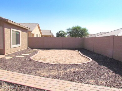 023-335233 - Back Yard (2)