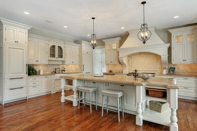 Spacious Kitchen