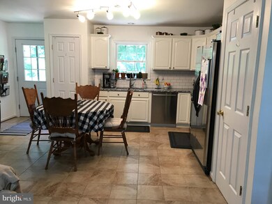 501 Rolando Dr, Colonial Beach, VA 22443 - photo 6