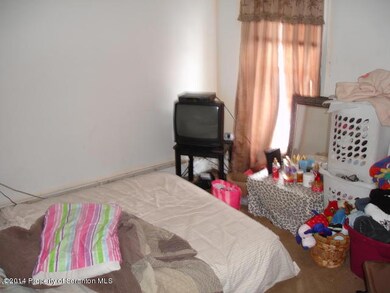 218 S Decker Ct, Scranton, PA 18504 - photo 7