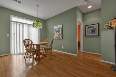 7-web-or-mls-5882-oak-path-ln