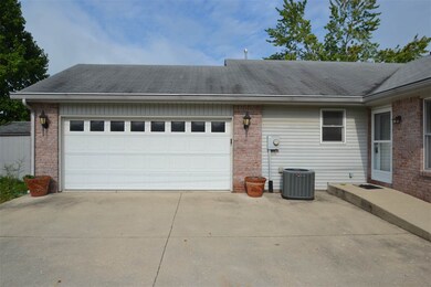 219 W Adams St, Tipton, IN 46072 - photo 5