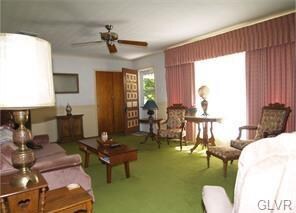 40 Ryan Ave, Tamaqua, PA 18252 - photo 2