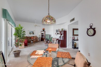 10508 W Palmeras Dr, Sun City, AZ 85373 - photo 6