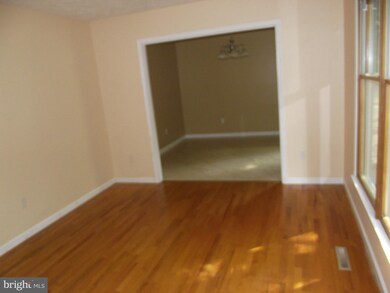 131 Saylers Creek Rd, Locust Grove, VA 22508 - photo 4