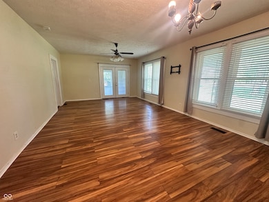 1069 W Railroad St, Fountaintown, IN 46130 - photo 5