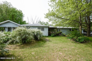 472 Grooms Rd, Clifton Park, NY 12065 - photo 2