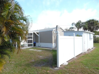 327 Pineapple St, Sebastian, FL 32958 - photo 7