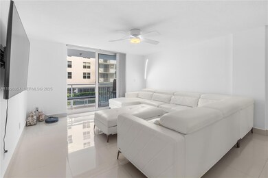 Plaza Towers South unit 212, Hallandale Beach, FL 33009 - photo 3